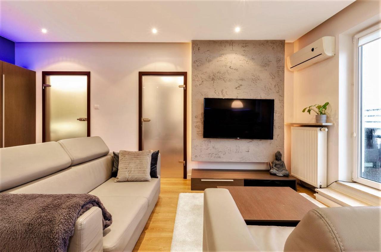 Lupoapartments Krolewska Penthouse Mandoria Parking Dostep Na Kod Лодзь Екстер'єр фото